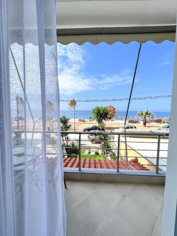 Ionian View B&B Himare Bagian luar foto