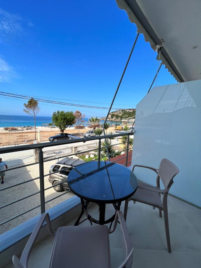 Ionian View B&B Himare Bagian luar foto