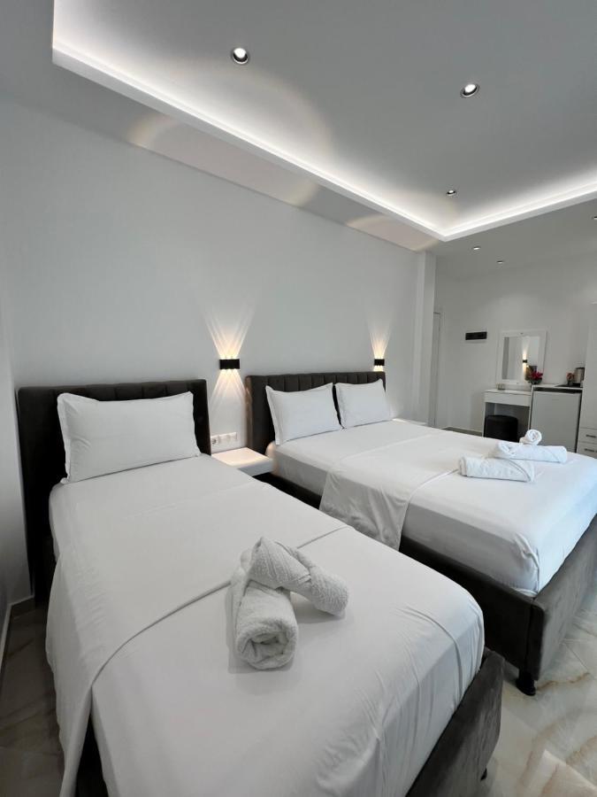 Ionian View B&B Himare Bagian luar foto