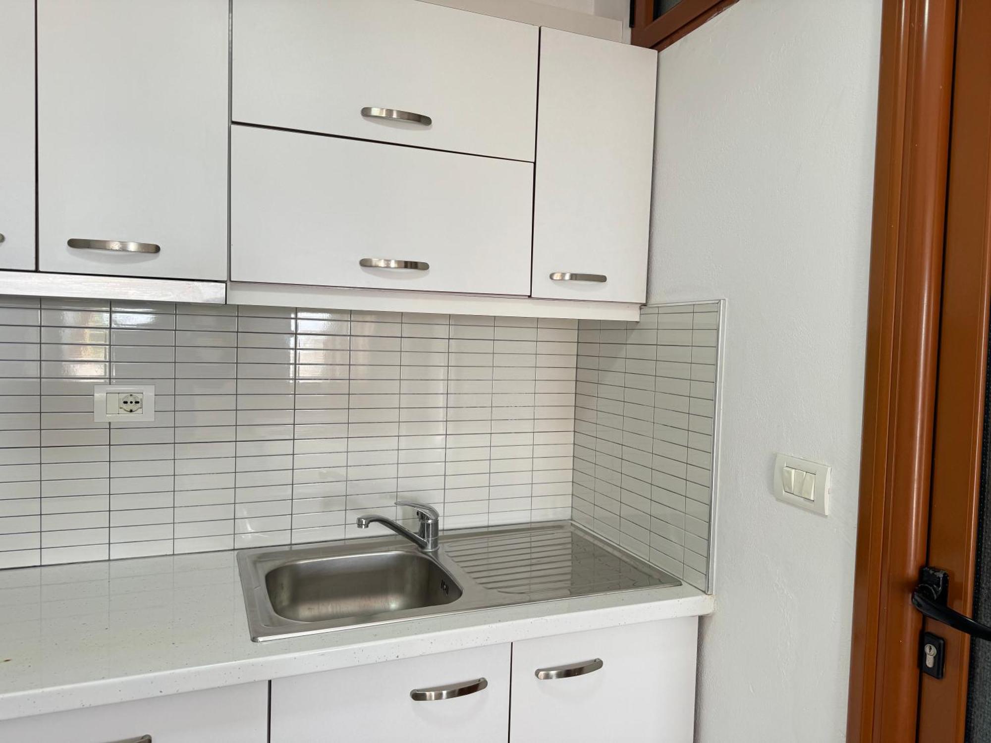 Ionian View B&B Himare Ruang foto
