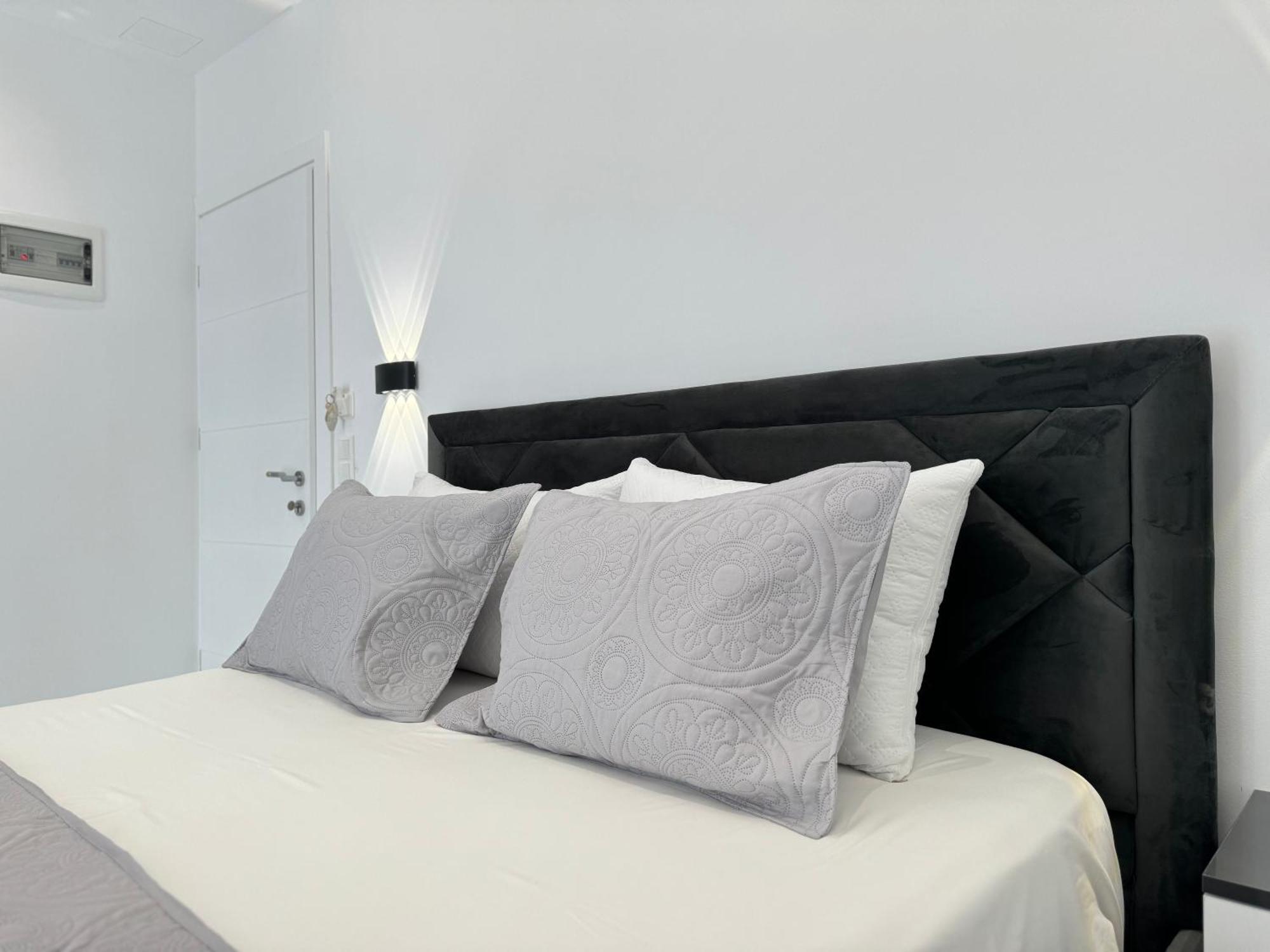Ionian View B&B Himare Ruang foto
