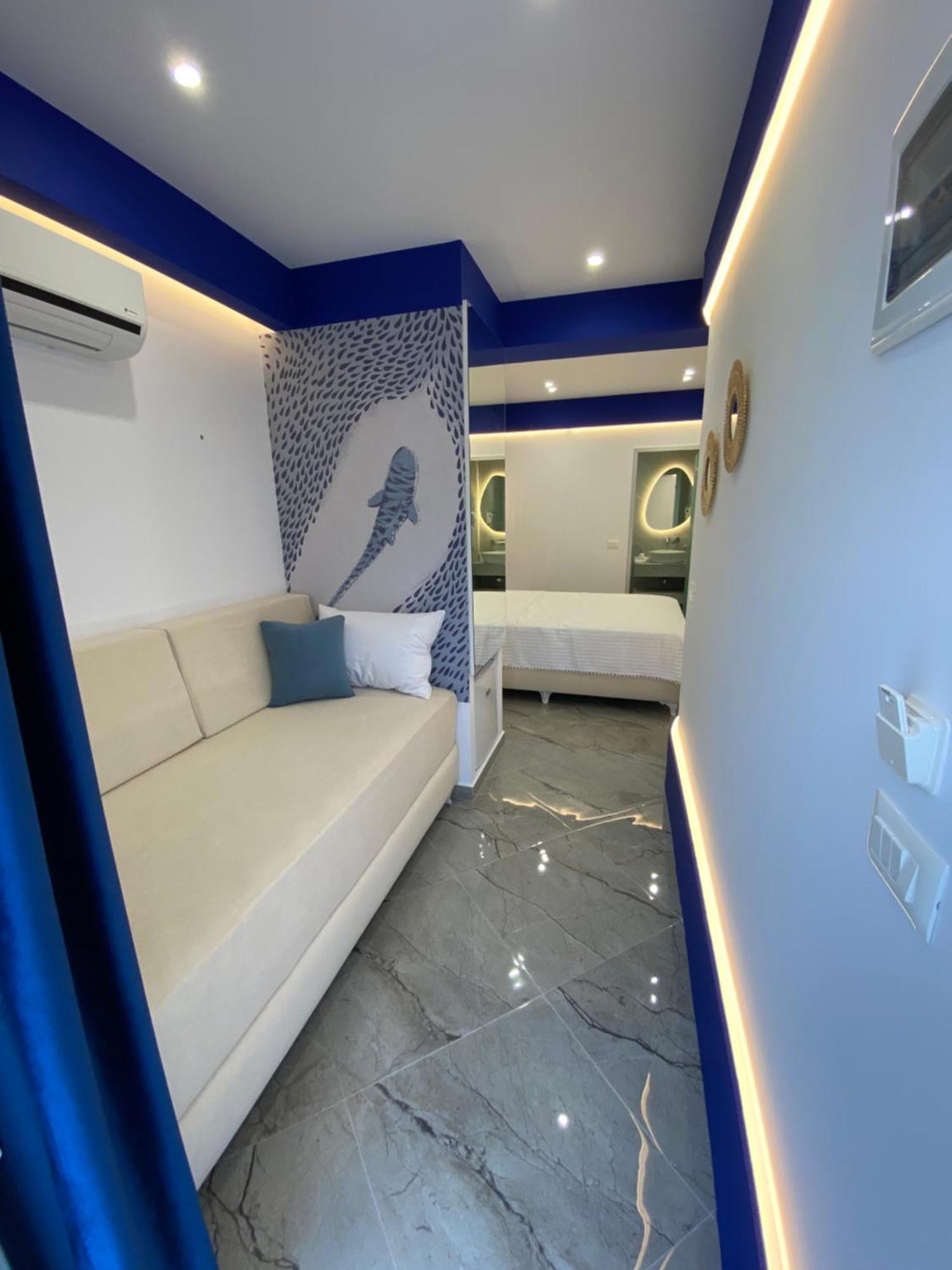 Ionian View B&B Himare Bagian luar foto