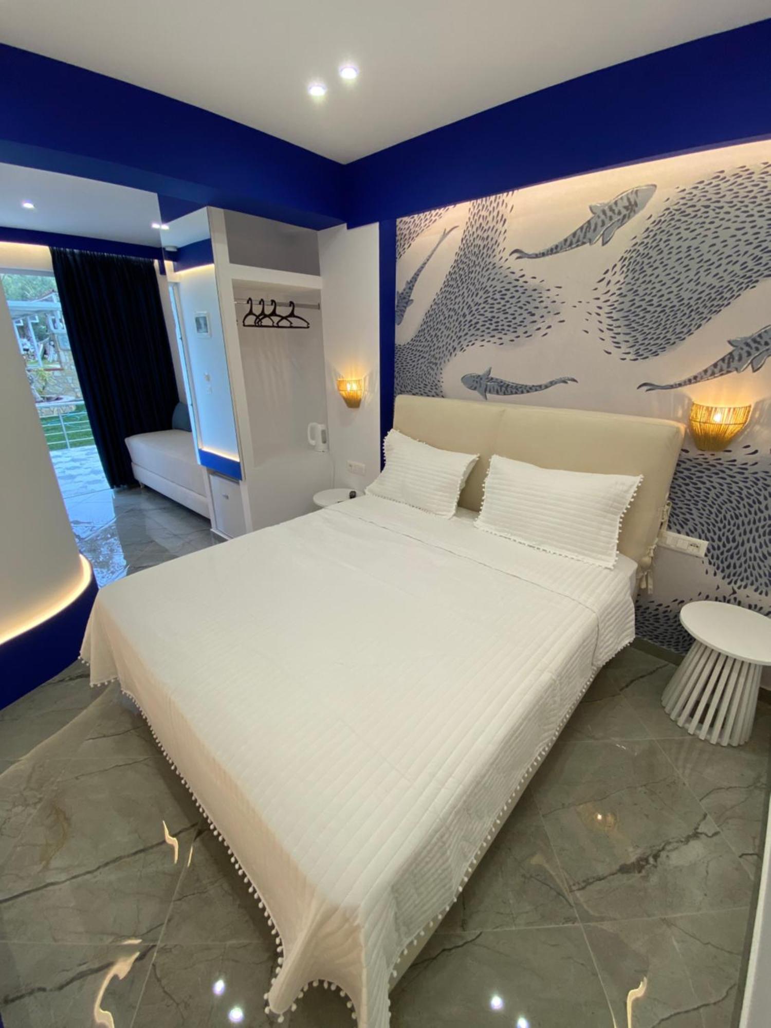 Ionian View B&B Himare Bagian luar foto
